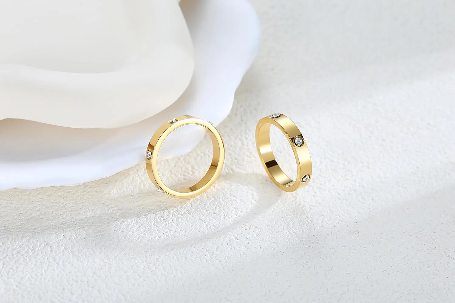 2 PCS Love Friendship Rings, 18K Gold Plated Stainless Steel Promise Wedding Bands Cubic Zirconia Stackable Rings for Women Jewelry, Christmas Anniversary Birthday Gifts for Her, Size 5-10
