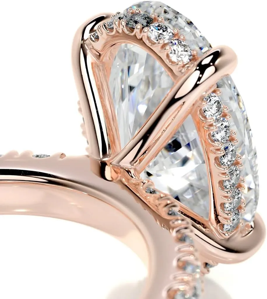 4.0CT Elongated oval Cut Moissanite Solitaire Engagement Ring - A Timeless Symbol of Love.