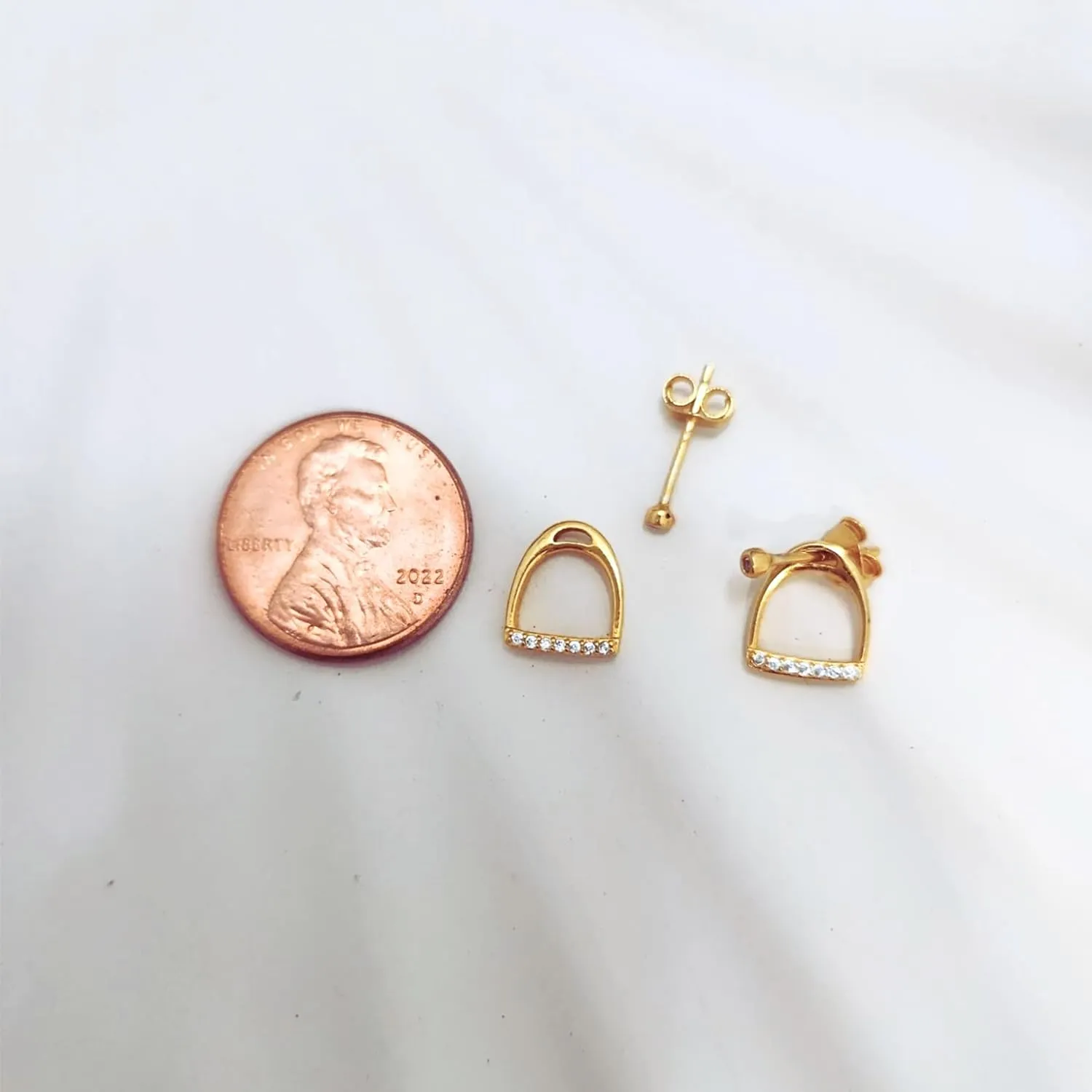 925 Sterling Silver Stirrup & Horsebit Stud Earrings with Diamond-shine CZ options, Polished Gold or Silver Finish. Elegant Horse Earrings