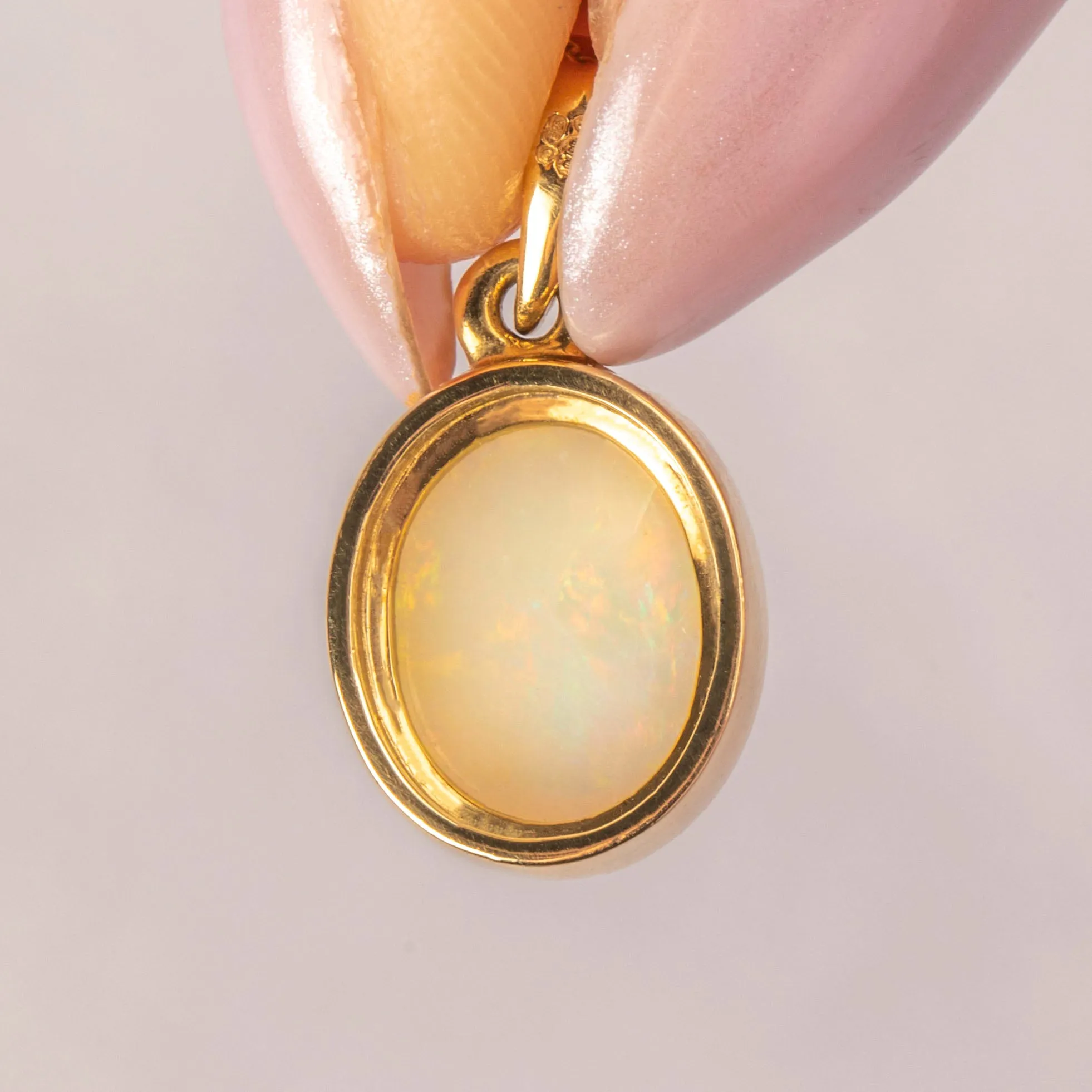 9ct Gold Opal Bezel-Set Charm, 0.91ct