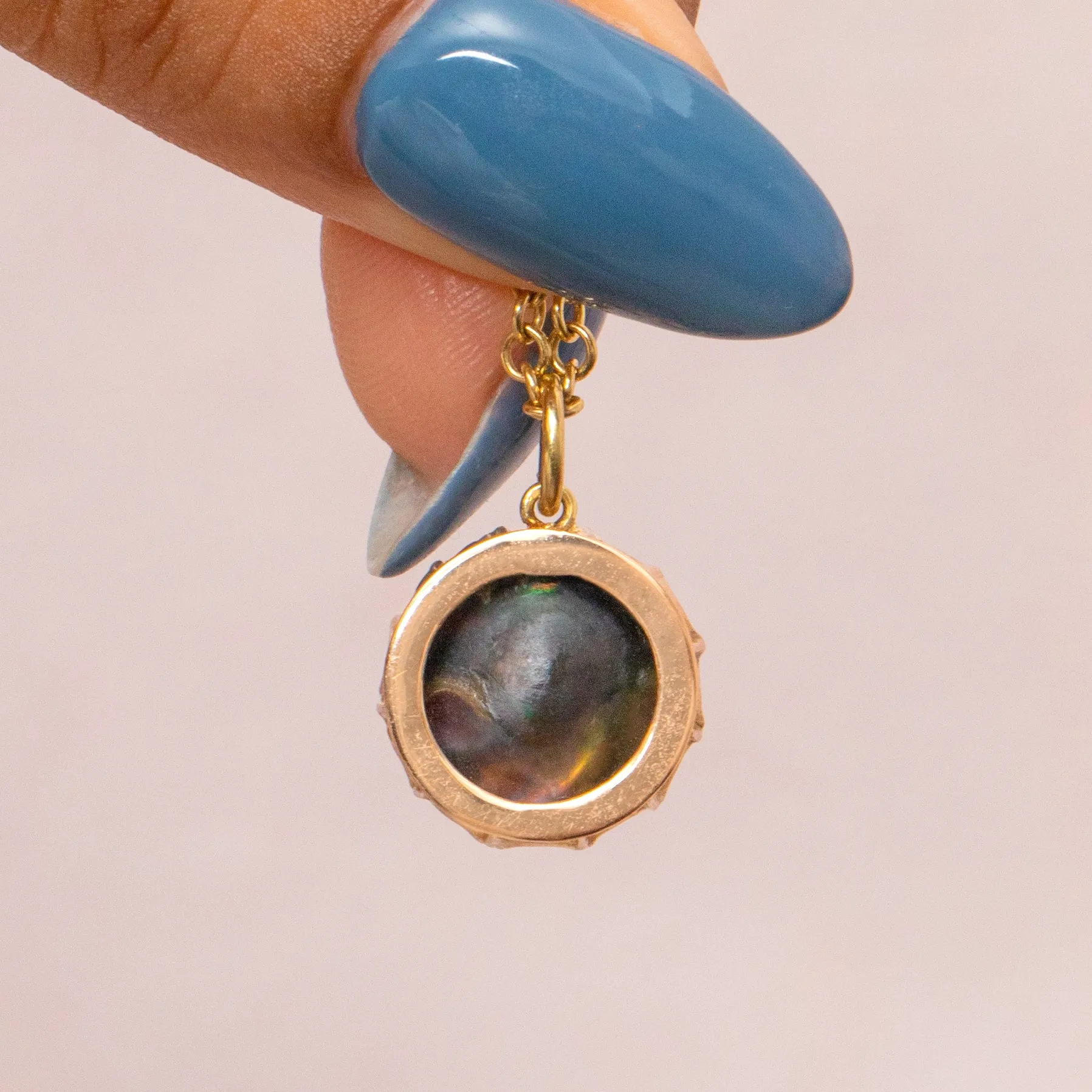 Antique 15ct Gold Mother of Pearl Charm