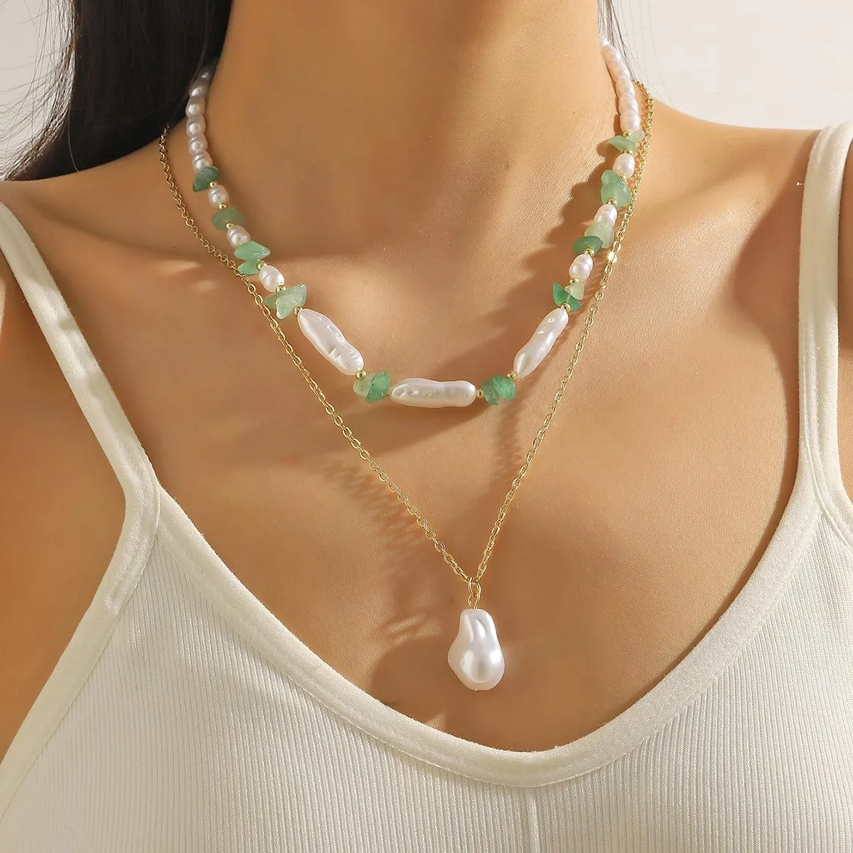 Boho Layered Pearl Beaded Necklace Choker Trendy Natural Stone Bead Necklace Y2K Colorful Crystal Summer Beach Jewelry Gifts for Women Girls