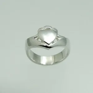 Claddagh Ring - Contemporary
