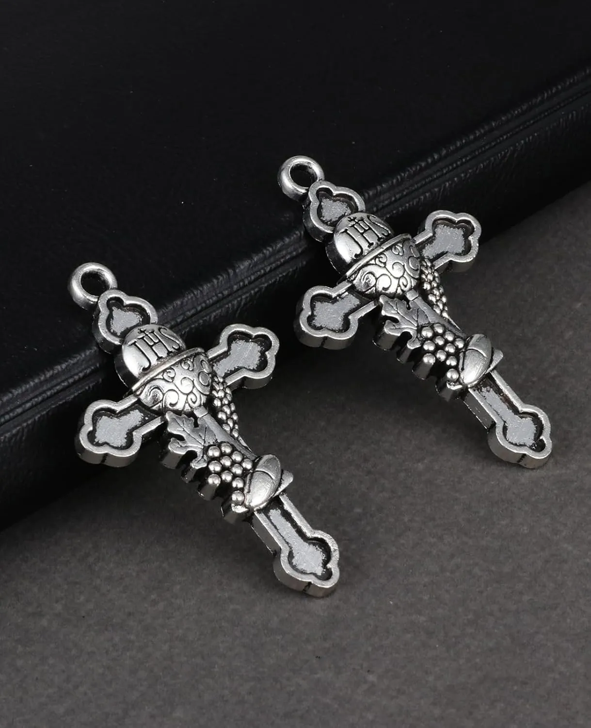 COTTVOTT Eastern Orthodox Cross Pendant/Catholic Jesus Christ INRI Cross Crucifix Pendant/Celtic Cross Pendant Charm for Rosary Necklace DIY Jewelry Making Parts