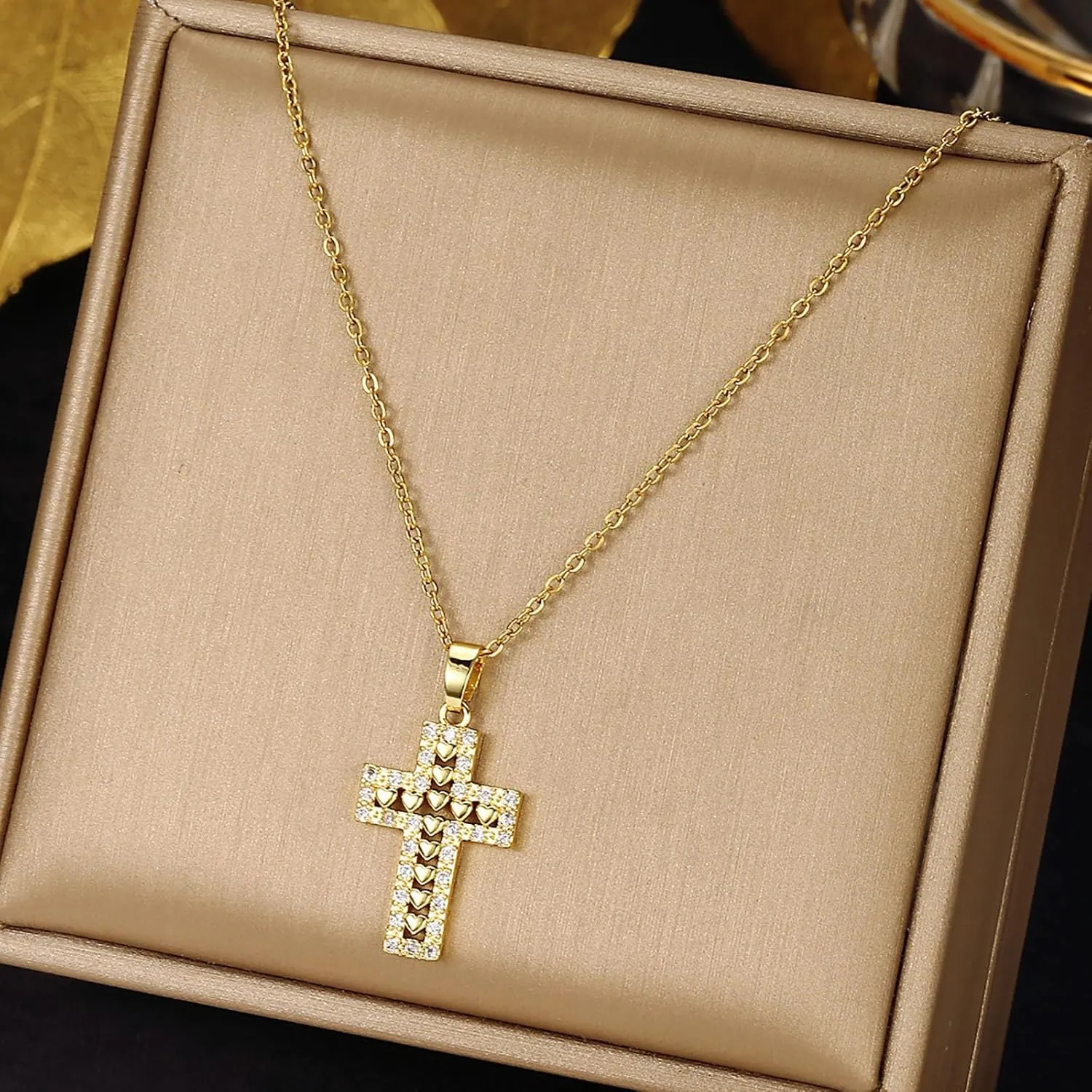 Cross Necklace for Women Men Baptism Gifts Gold Silver Cross Necklaces Trendy Dainty Gold Necklace Rhinestone Cross Pendant Necklace Layered Cross Necklacs Christian Gifts Simple Trendy Jewelry Gift