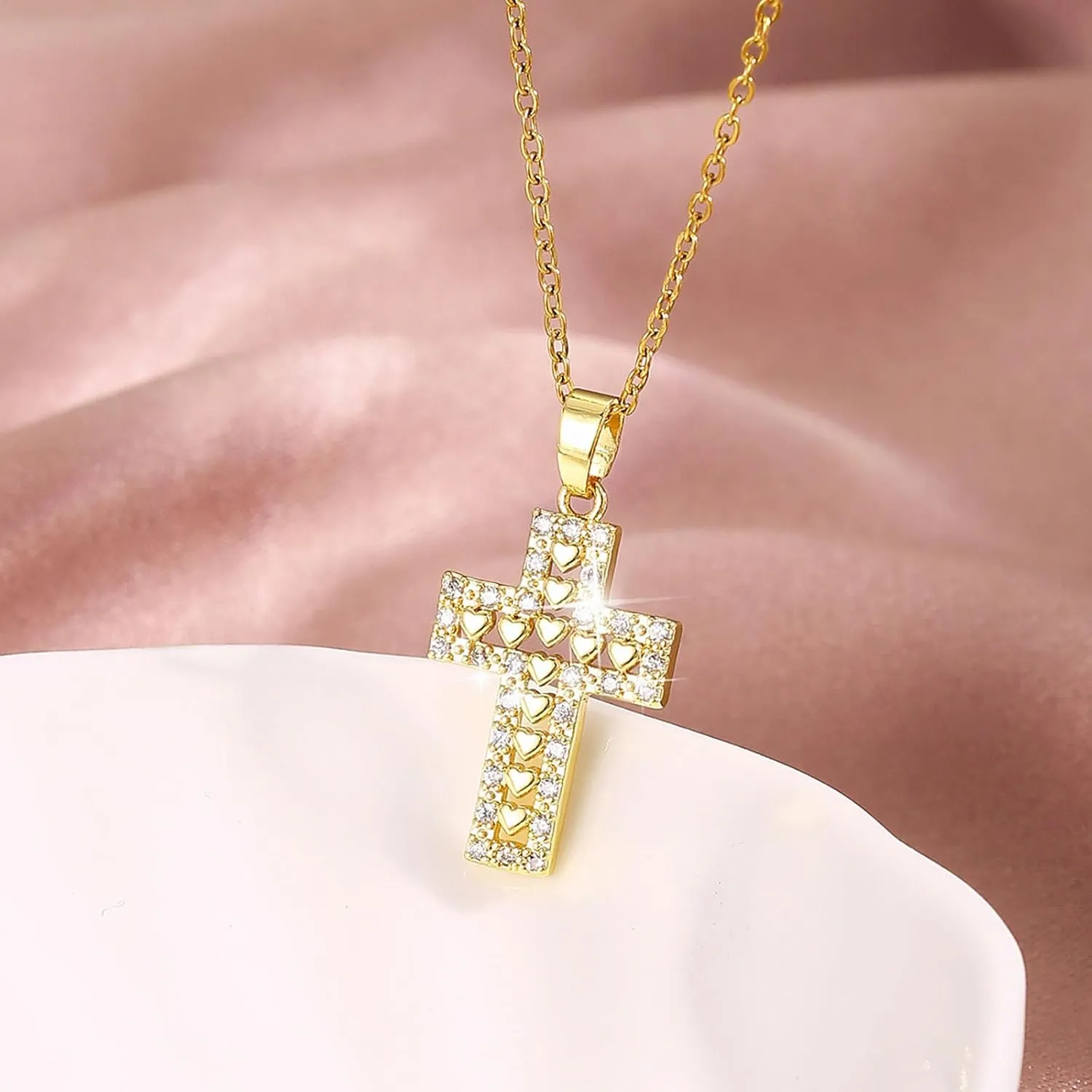 Cross Necklace for Women Men Baptism Gifts Gold Silver Cross Necklaces Trendy Dainty Gold Necklace Rhinestone Cross Pendant Necklace Layered Cross Necklacs Christian Gifts Simple Trendy Jewelry Gift