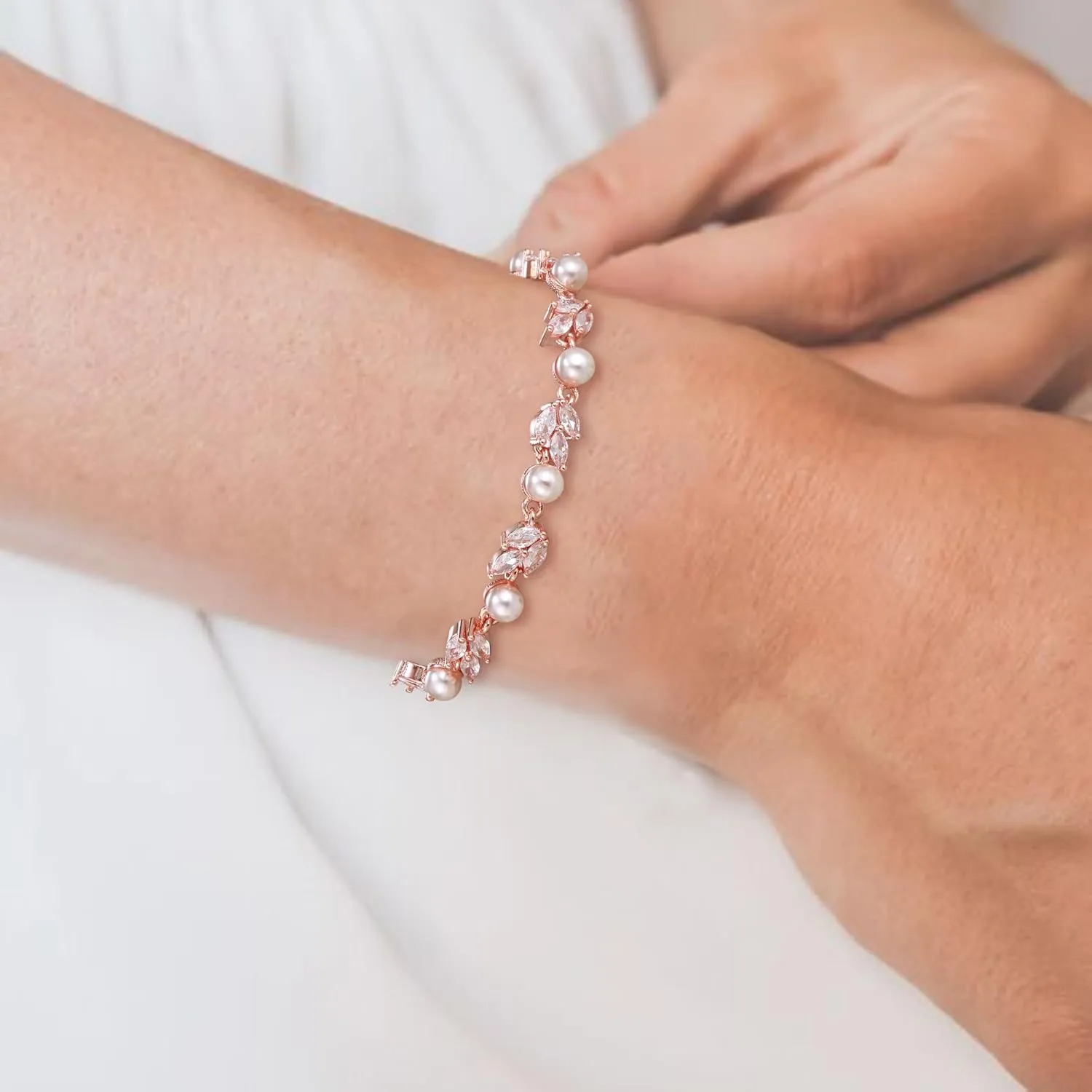 Crysdue Wedding Bridal Link Bracelet for Brides Bridesmaids, Marquise Cubic Zirconia Tennis Bracelets for Women Prom Jewelry