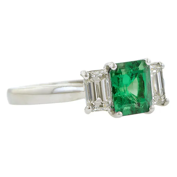 Emerald & Diamond Ring, EM 0.72ct