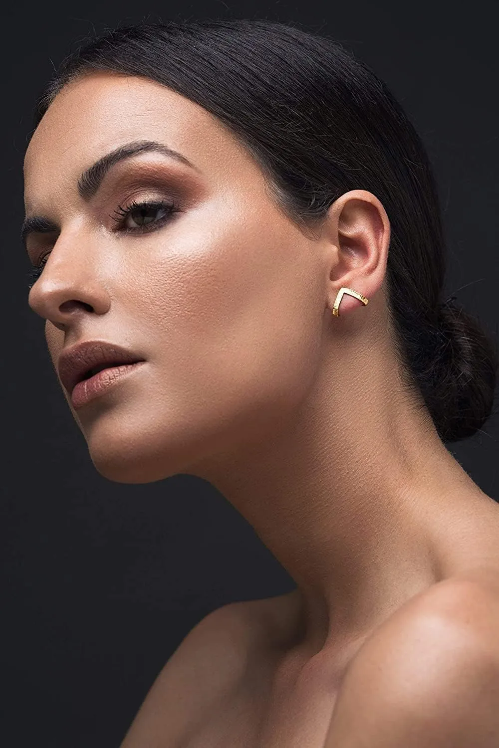 Emmanuela Minimalist Triangle Stud Earrings Handmade of 24K Gold plated Sterling Silver V Shaped Dainty Earring Studs Everyday Huggies Hypoallergenic Jewelry Unusual Gift for Her