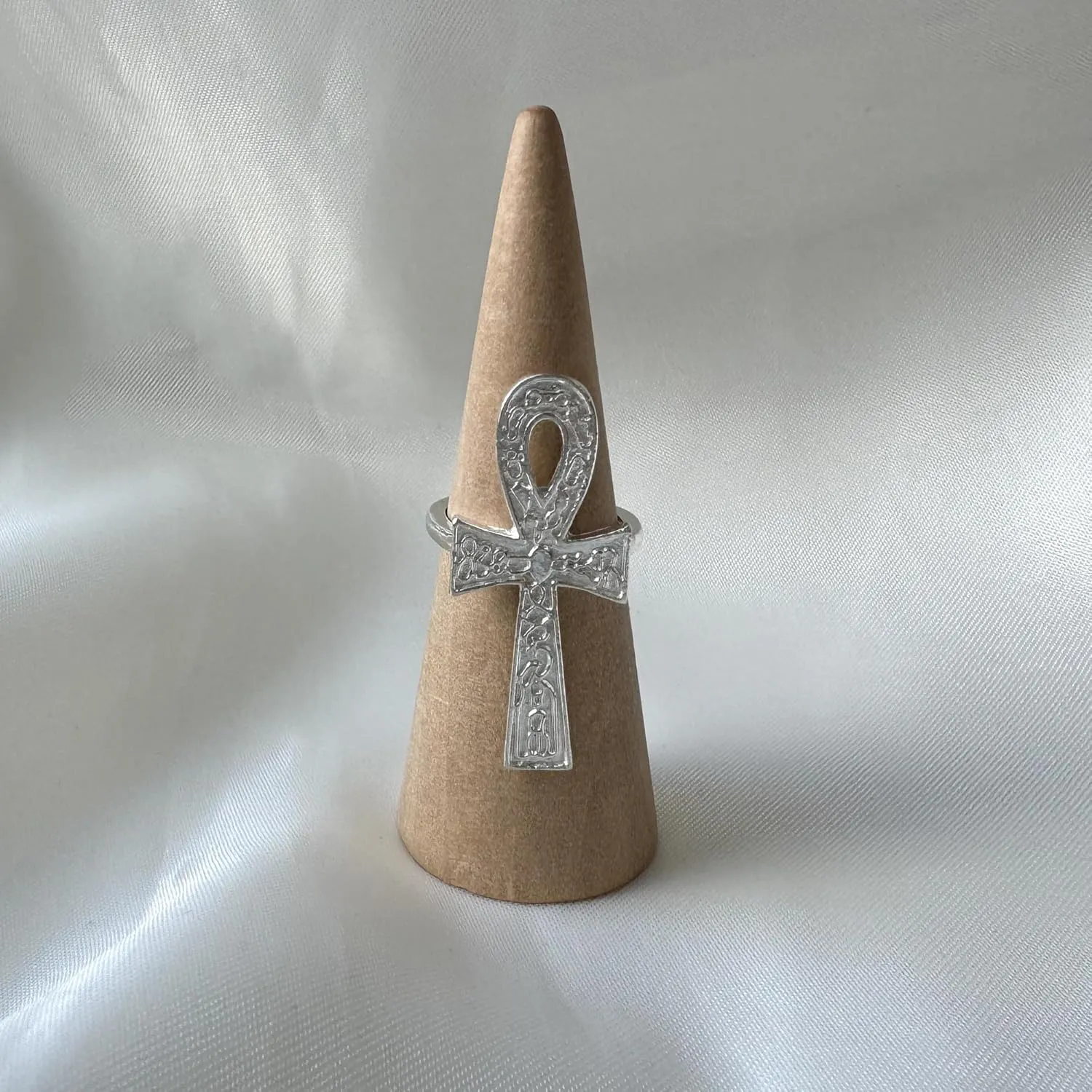 Etched Ankh Ring .925 Solid Sterling Silver Ring (7.5 grams)