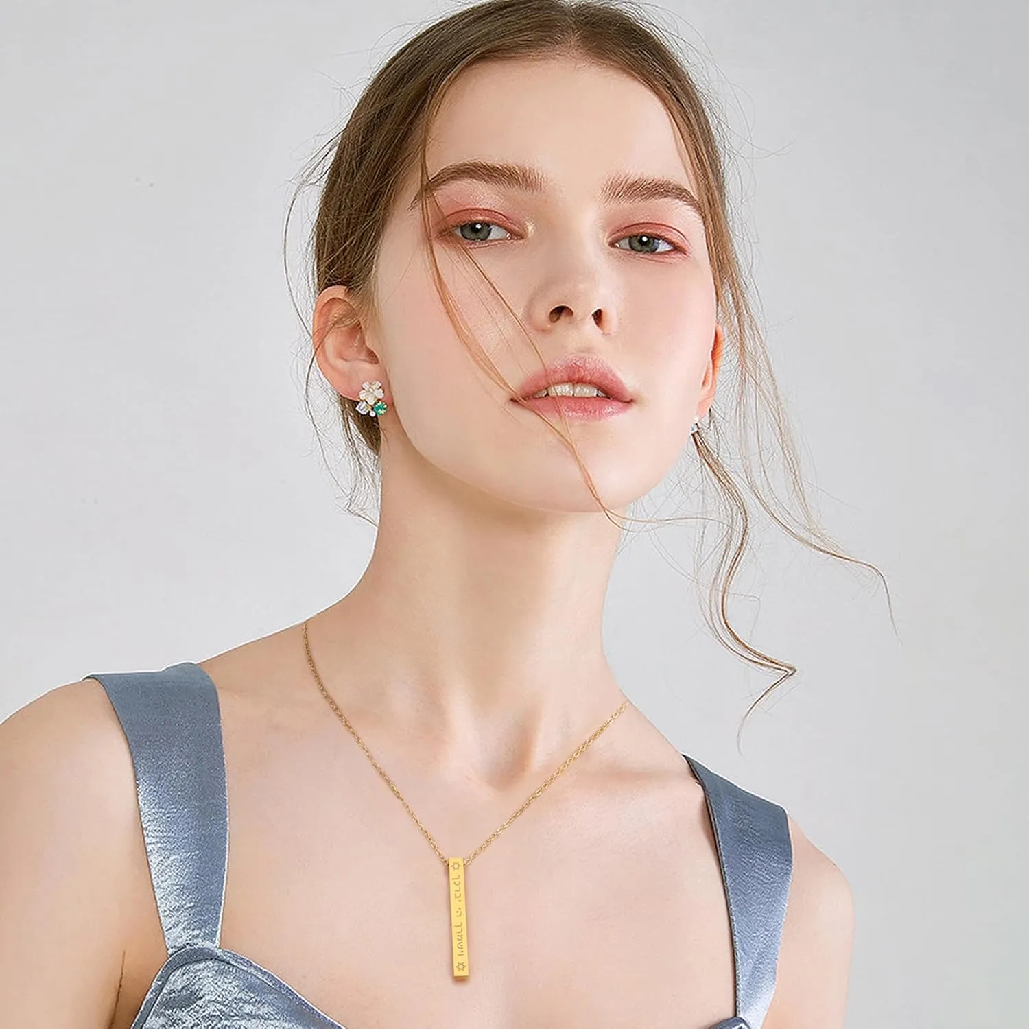 EUEAVAN Bible Verse Bar Necklace for Women Star of David Necklace Hebrew Bar Hebrew Name Necklace Israel Religious Jewelry Gift for Women Jewish Christian Catholic