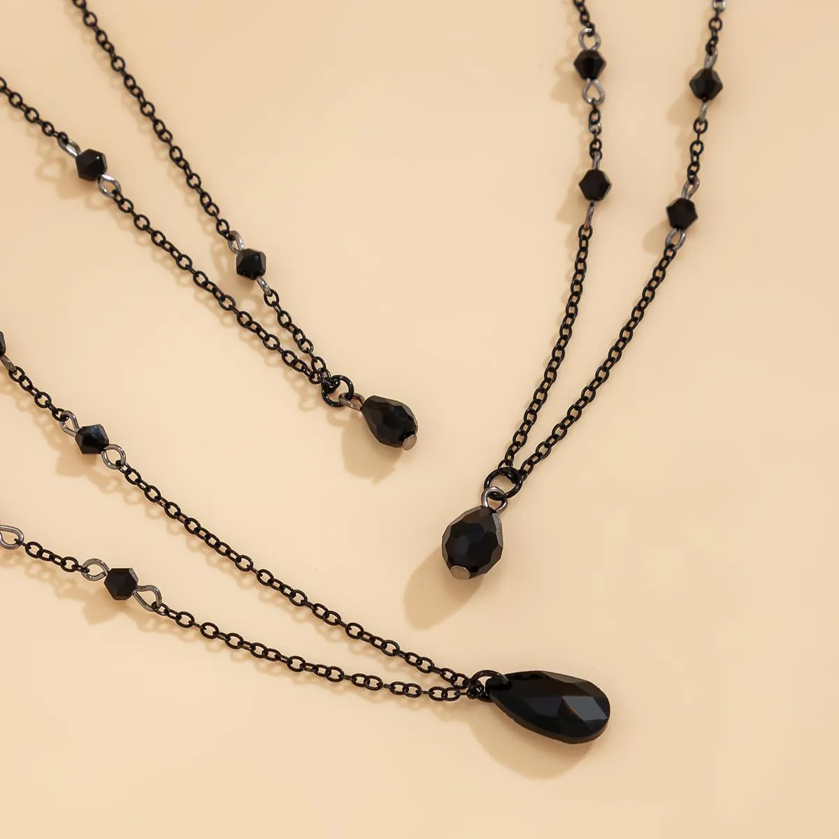 Gothic Y Necklace,Goth Black Red Crystal Bead Teardrop Necklace,Punk Y Necklaces,Halloween Christmas New Year Jewelry for Women