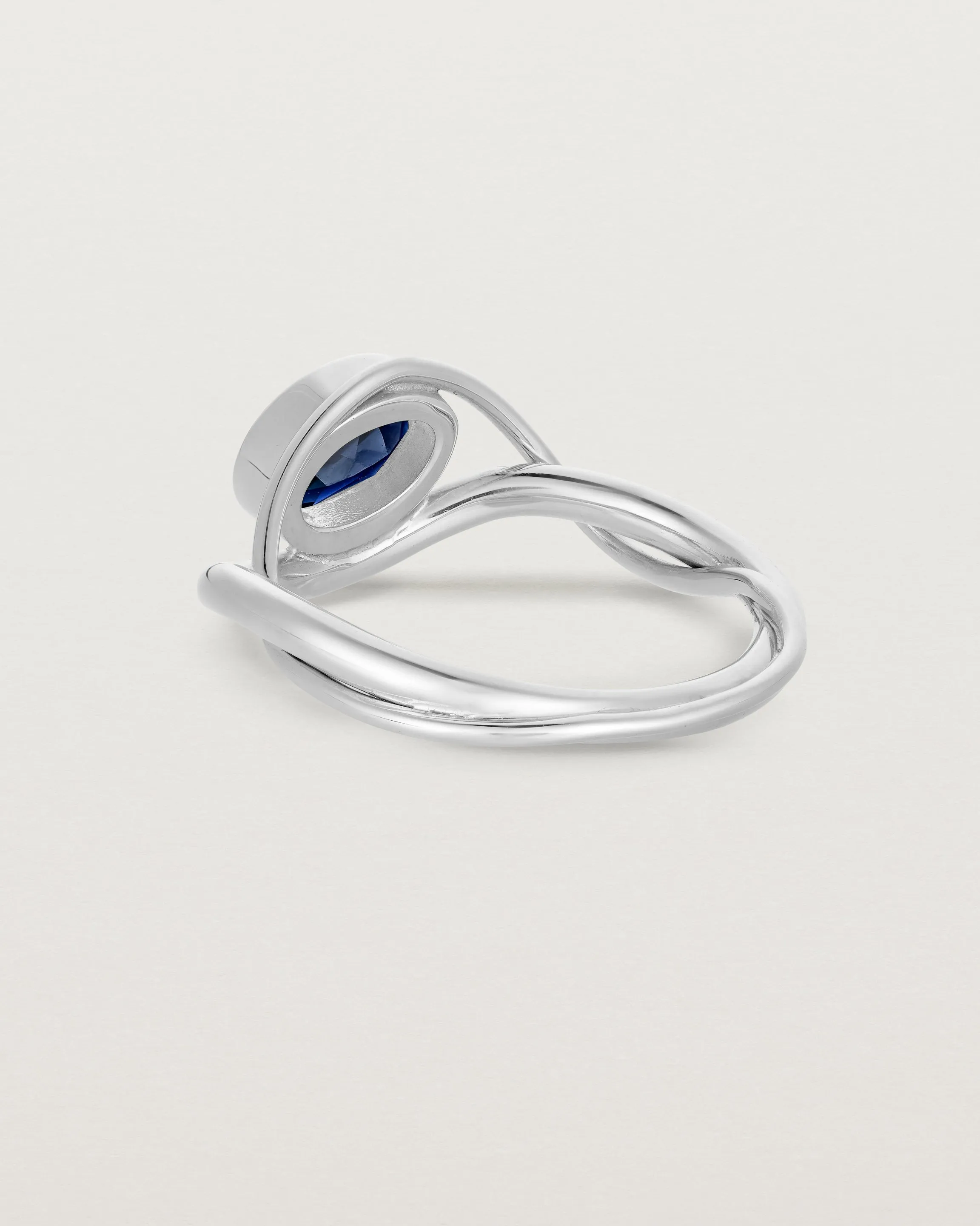 Isha Oval Ring | Australian Sapphire
