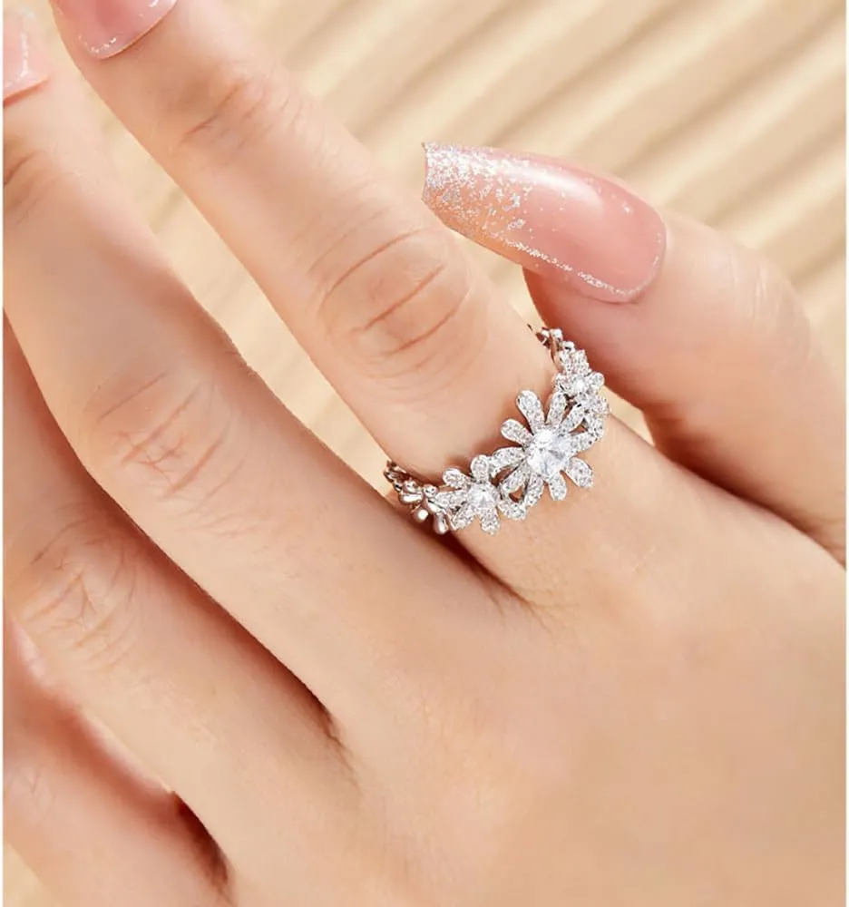 Kokoma Dainty Flower Ring for Women Sparkling Cubic Zirconia Daisy Open Statement Rings Pearl Chic Engagement Promise Ring Wrap Finger Band