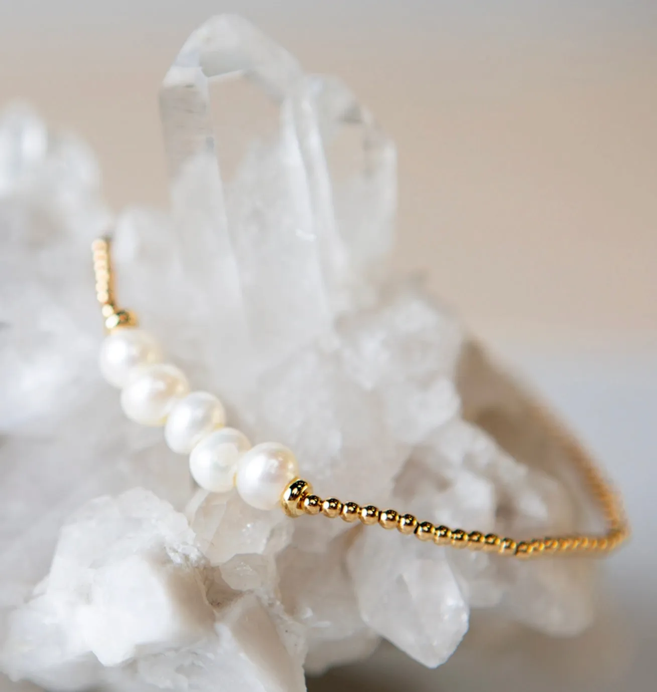 Lenny & Eva Lily Stretch Bracelet - Pearl