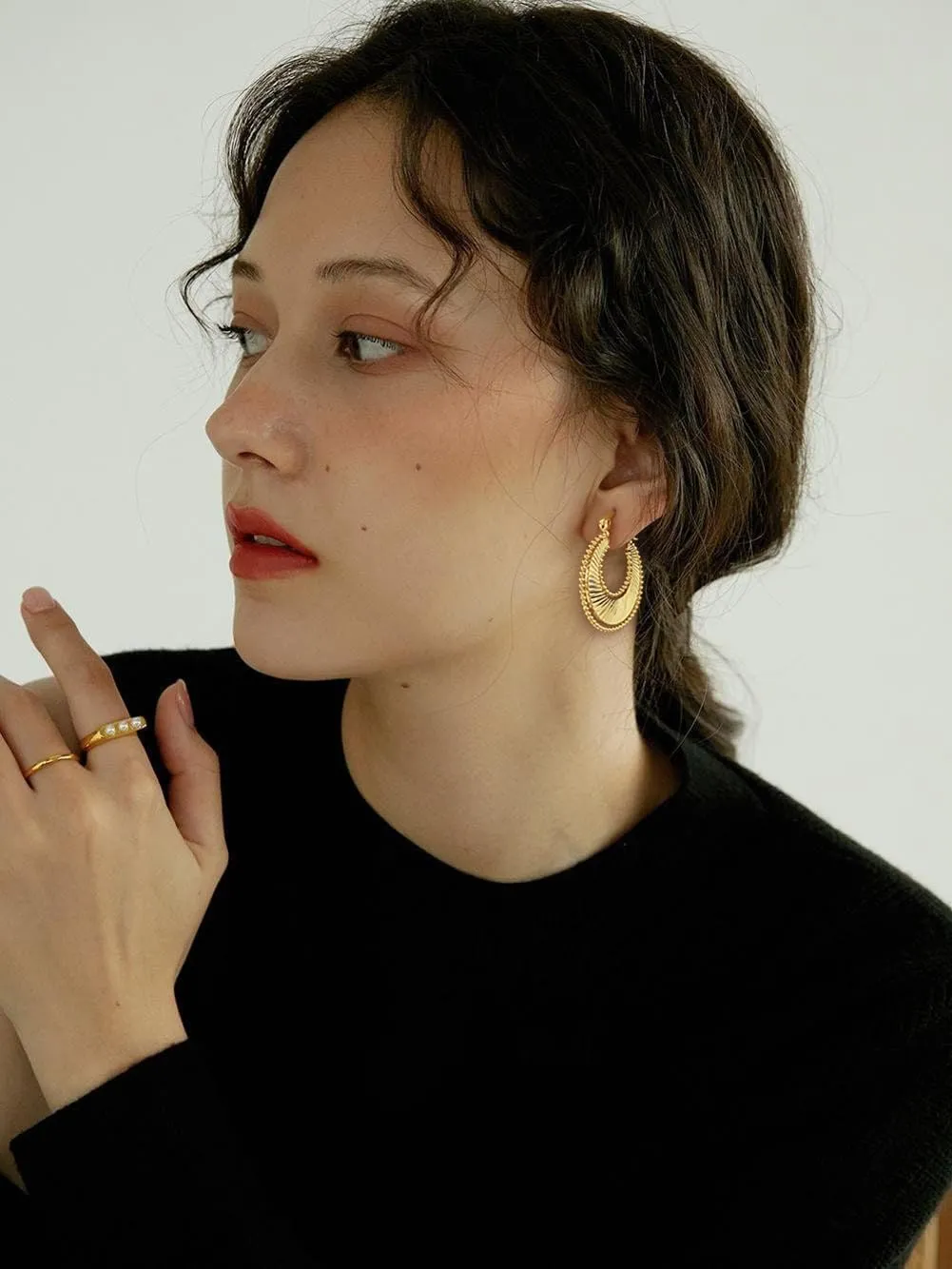 LILIE&WHITE Gold Fan-shaped Geometric Hoop Earrings for Women Hypoallergenic Earrings Fashion Earrings Gift Earrings