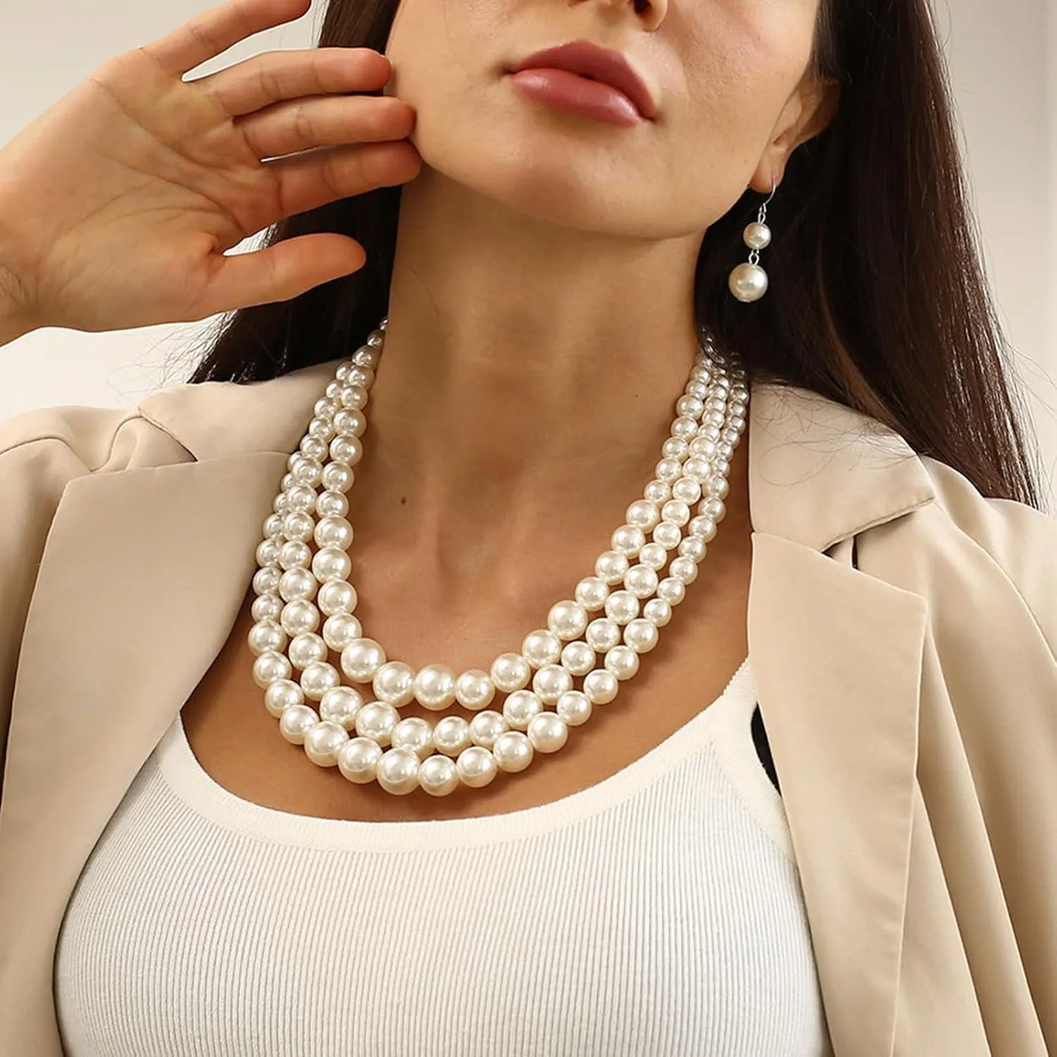 Long tiantian Pearl Choker Necklace Chunky Pearl Statement Necklace Bracelets Earrings for Women Trendy Red/White/Pink Mrs Roper Jewelry Set for Women Bridal Accessories