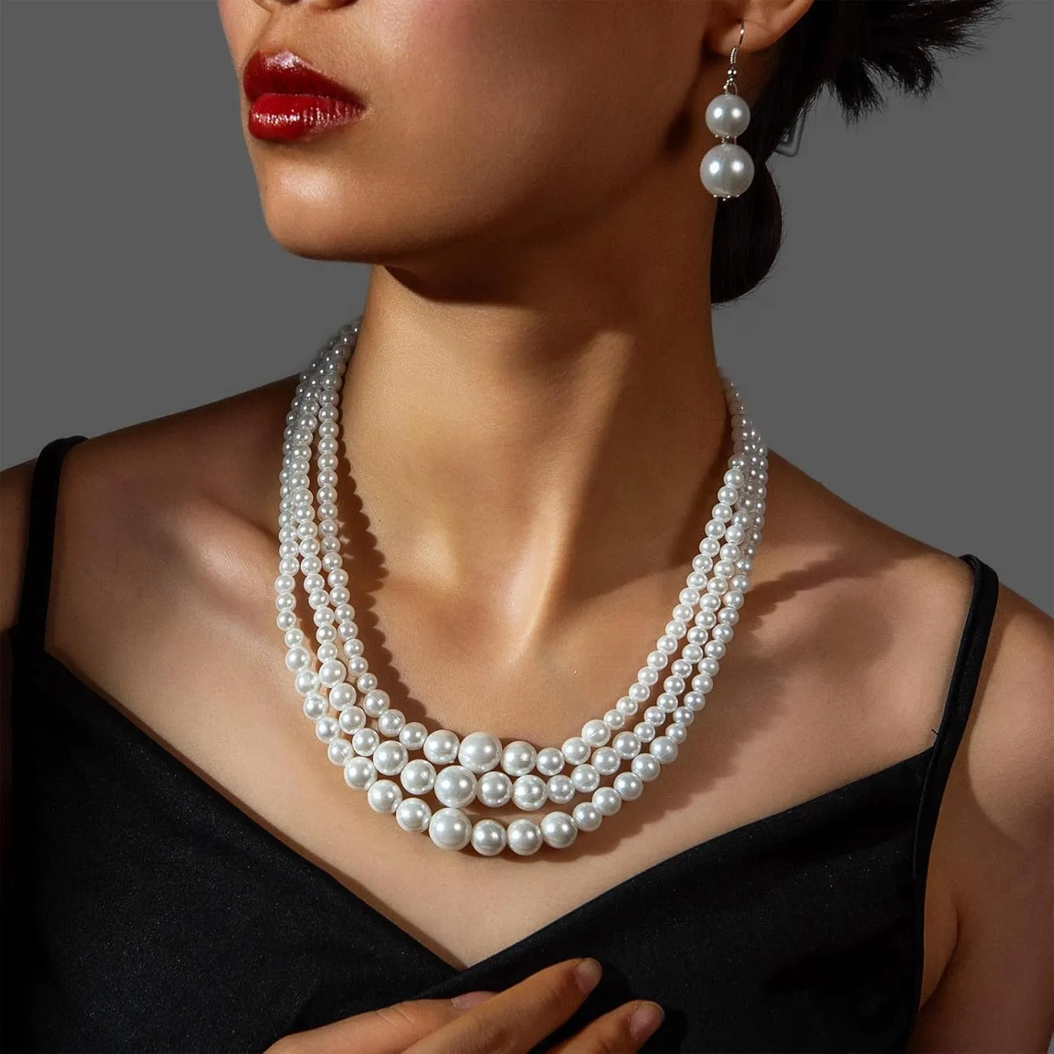 Long tiantian Pearl Choker Necklace Chunky Pearl Statement Necklace Bracelets Earrings for Women Trendy Red/White/Pink Mrs Roper Jewelry Set for Women Bridal Accessories