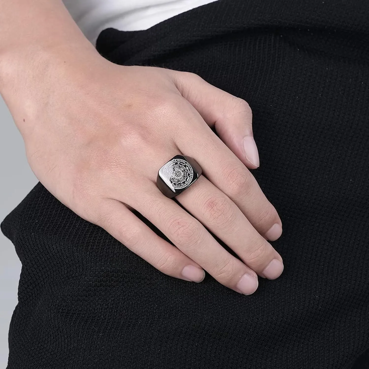 Men's Seals of The Seven Archangels Rings Solomon Kabbalah Ring Stainless Steel Hexagram Triangle Star of David Protection Amulet Ring for Boy Teens Women