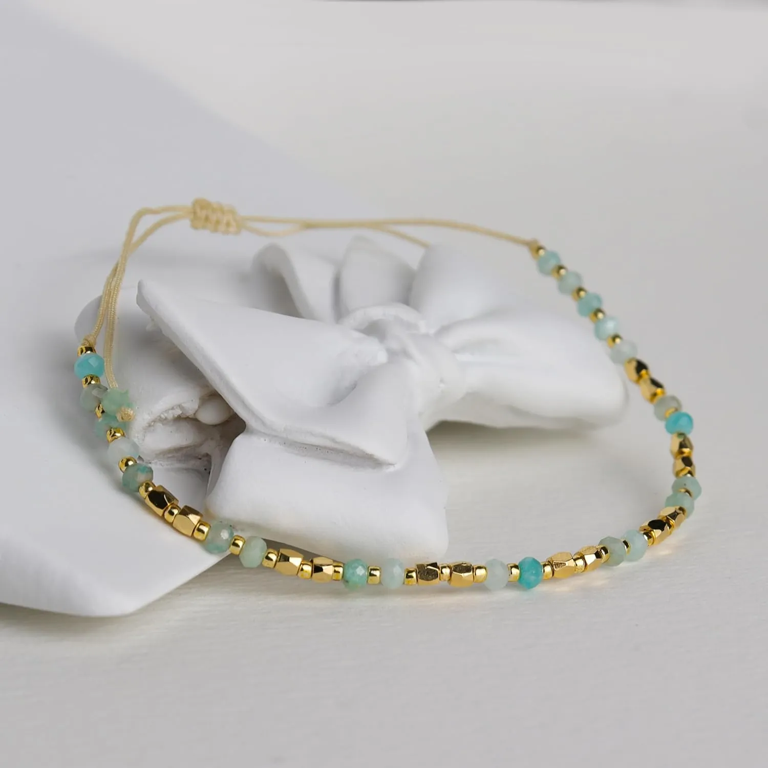 Natural Stone Gold Beaded Bracelets for Women, Handmade Healing Energy Crystal Gemstone Beads Adjustable Rope Braided Dainty Bracelet Christmas Friend Jewelry Gift