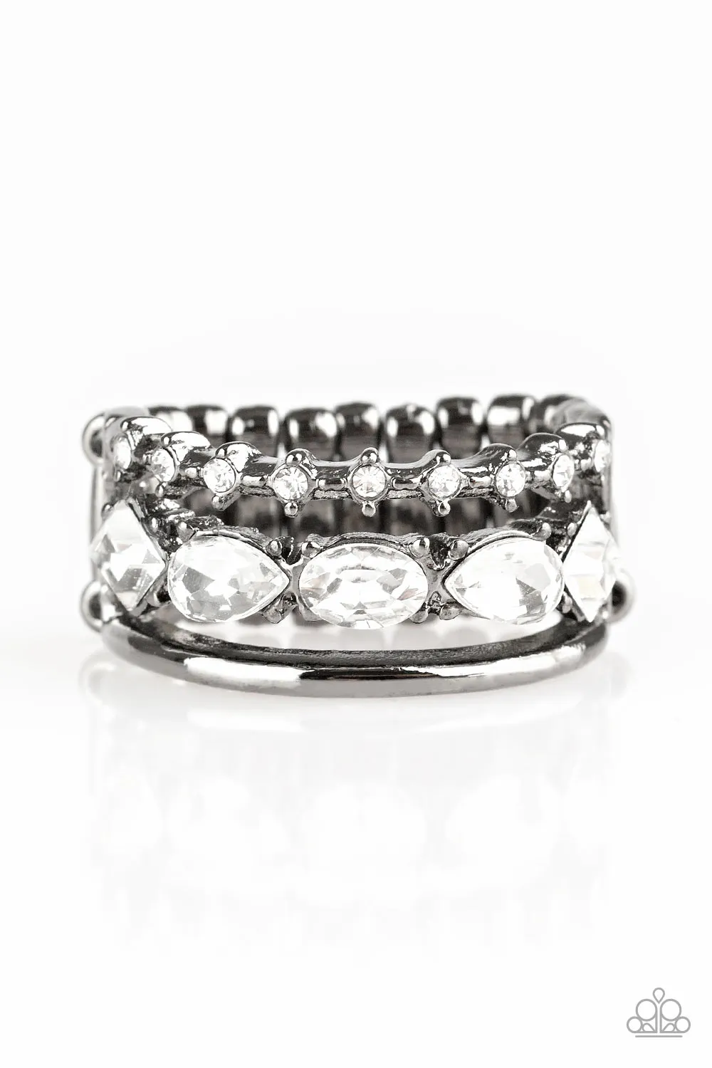 Paparazzi Ring ~ Backstage Sparkle - Black