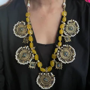 Pearls Stones Vintage Necklace
