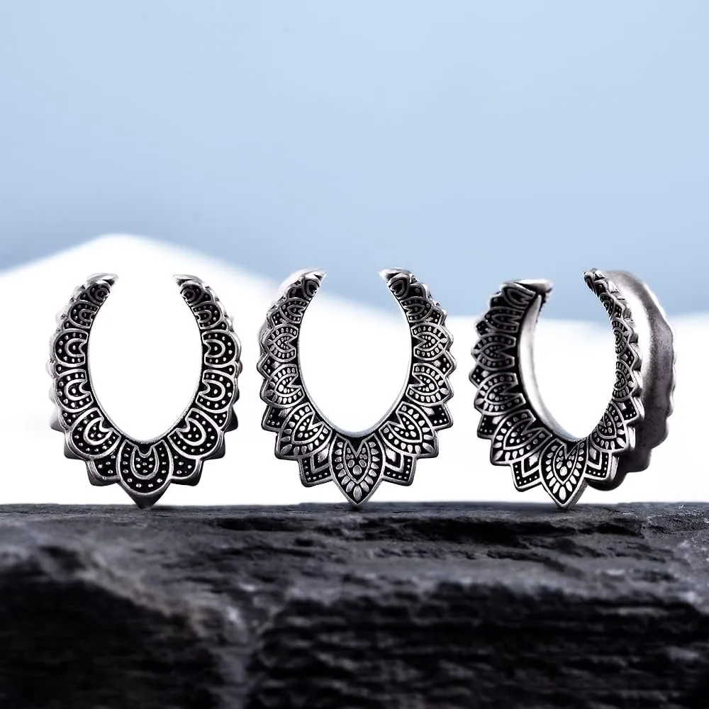 PUNKYOUTH 2PCS Opening Ear Gauges Floral Ear Stretchers Hangers Brass Cool Saddle Plug and Tunnels For Ear Double Flared Piercings 0g to 1 inch