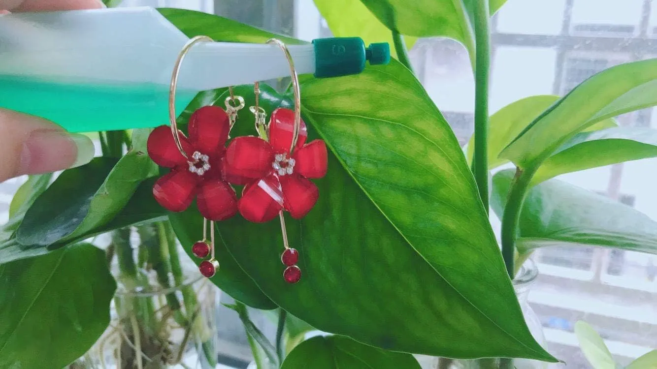 Romantic Crystal Acrylic Rose Flower Earrings Five Leaves Exaggerated Round Hoop long Tassel Earring for Women Jewelry