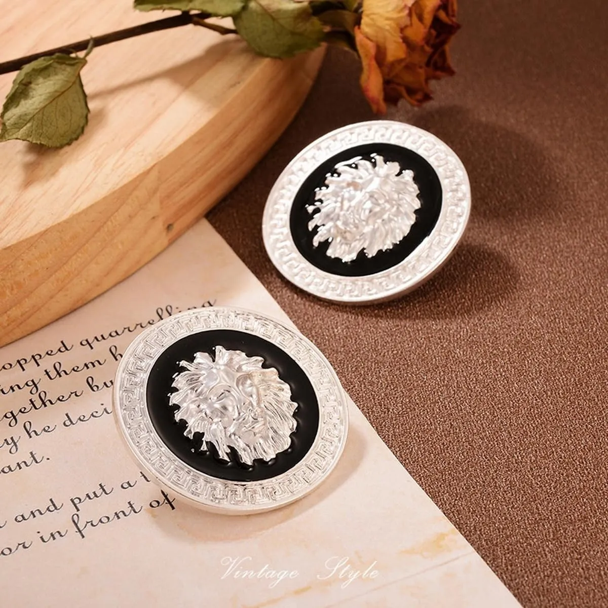 Statement Black Gold Lion Head Carved Ear Stud Earrings,Animal Theme Disc Round Circle Earrings,Luxury Large Fashion Vintage Unique Jewelry for Women