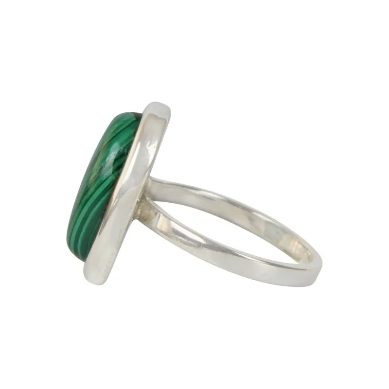 Sundari Jewellery A Beautiful Statement Oval Ring
