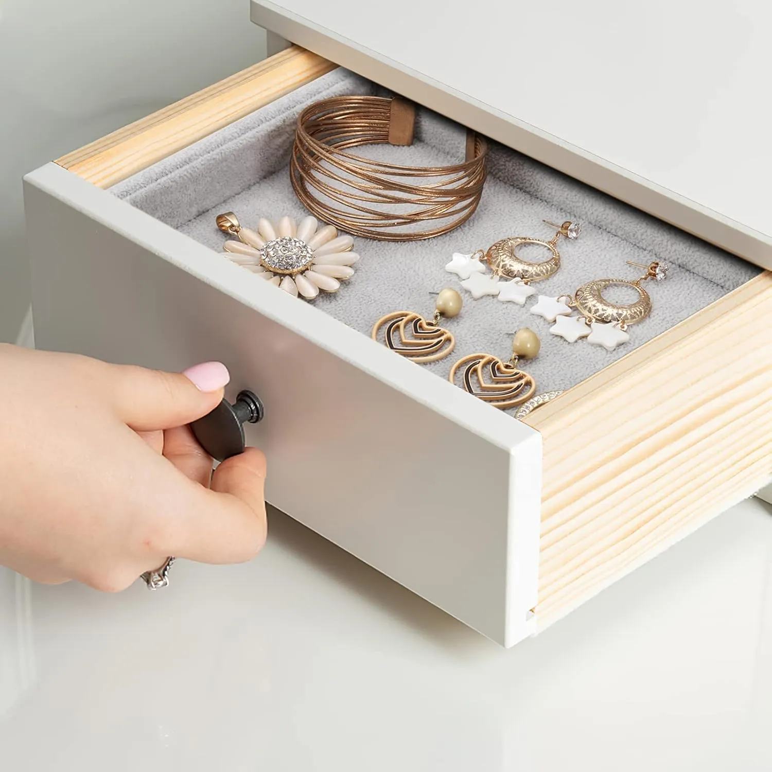 Valyria Velvet Jewelry Tray, Stackable Showcase Display Organizer for Ring Earring Necklace Pendants Bracelet (Grey)