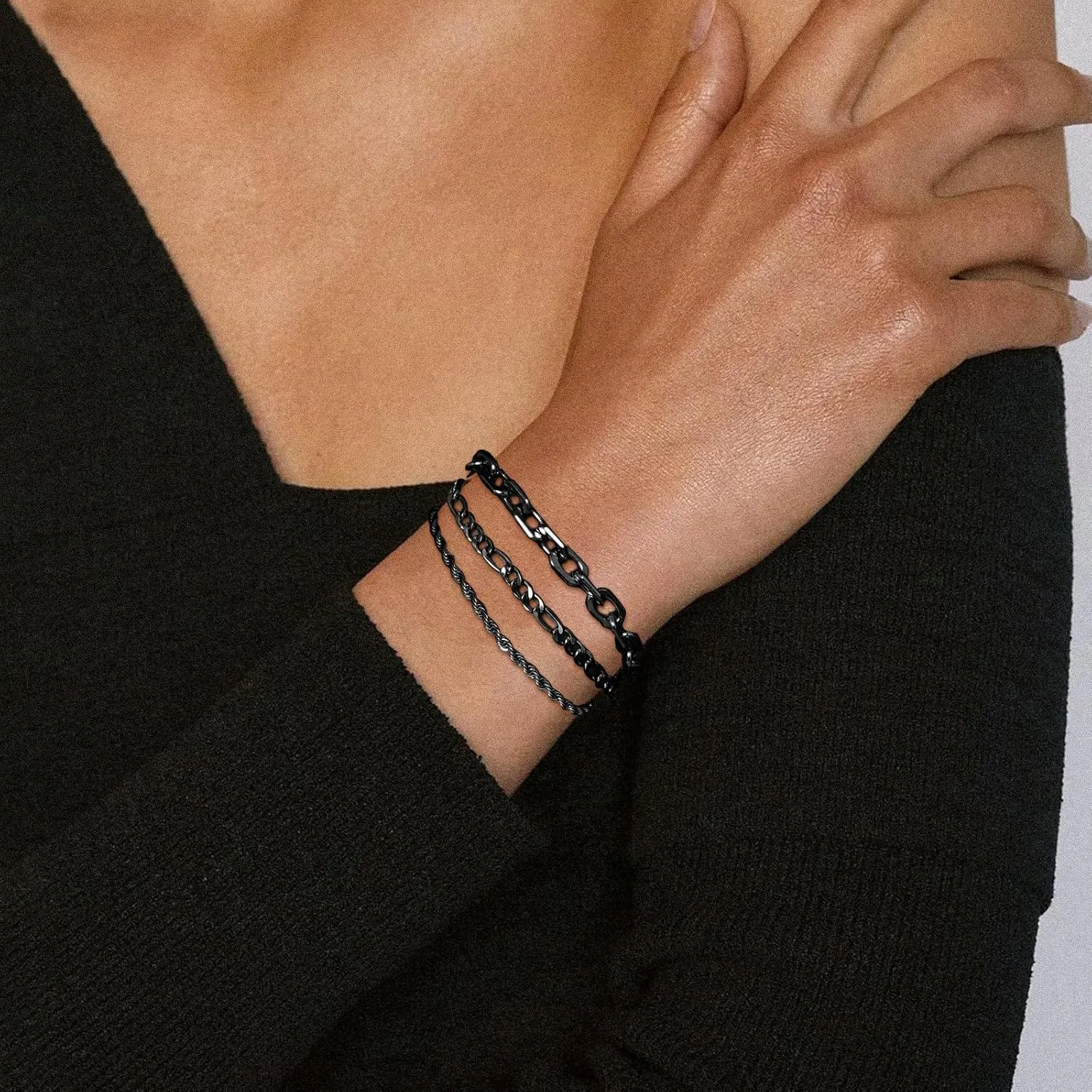 VNOX 5/7 Pcs Chain Bracelet for Men Women - Sturdy Stainless Steel Curb Width Cuban Link Chain Bracelet Set for Men Women,6.5/7/7.4/8.2/9 Inches