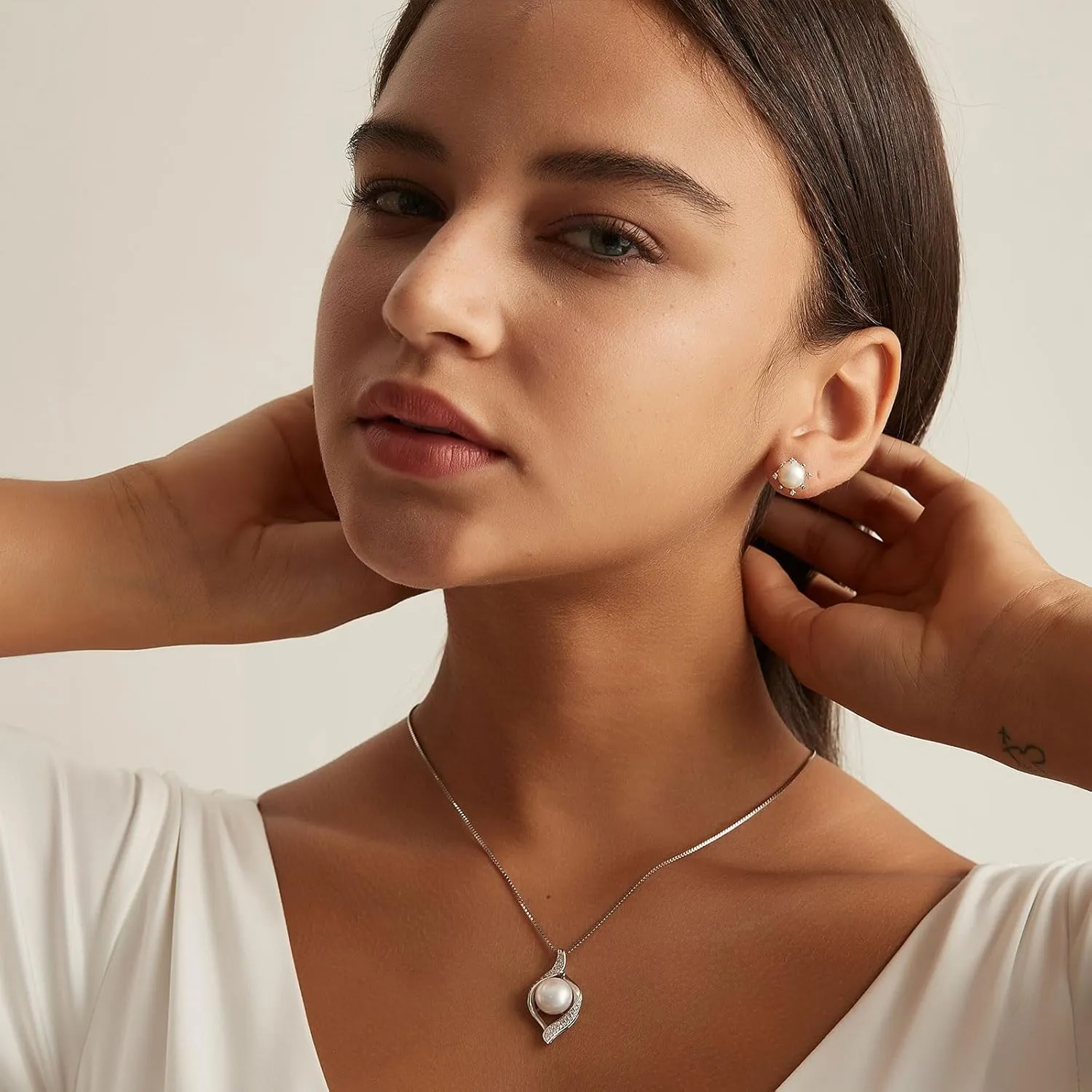 YAMI Pearl Necklace and Earring Set for Women, 925 Sterling Silver 10MM Cultured Pearls Pendant Necklace Pearl Stud Earrings Jewelry Set, 18Inch 2" Box Chain, Gifts for Mother Wife Her